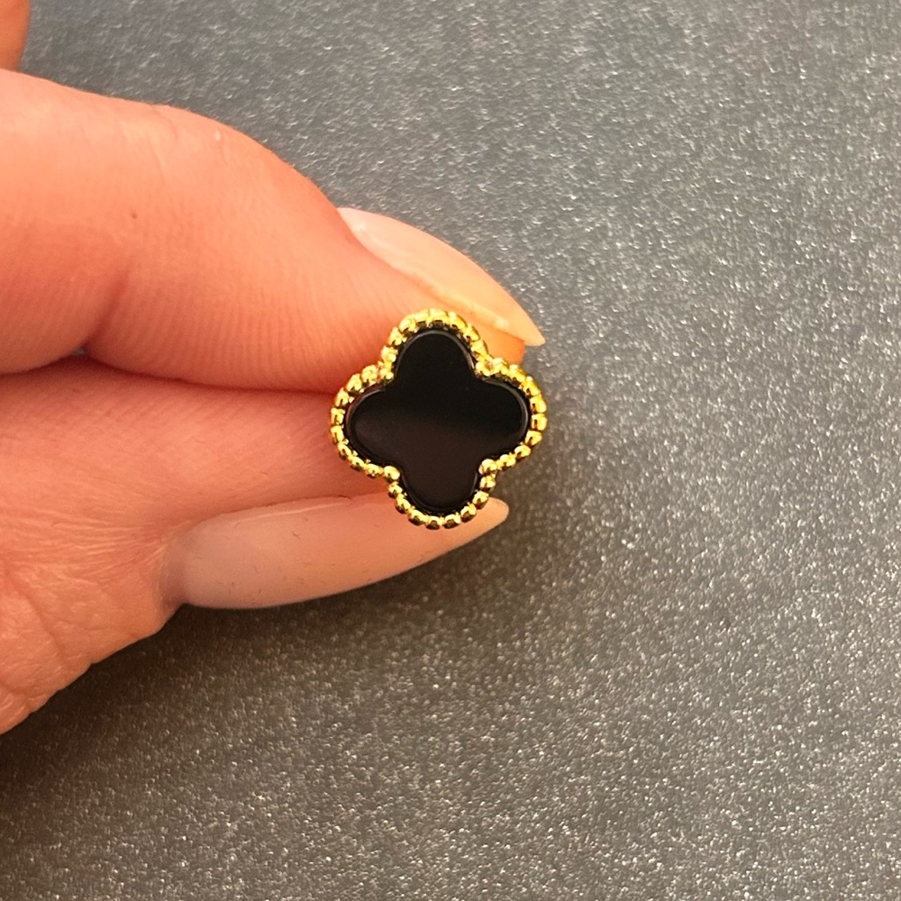 Black Onyx  clover 925 silver 18k yellow gold plated push back stud earrings.